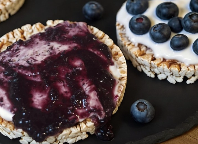 Blueberry Cacao Yogurt Rice Cakes