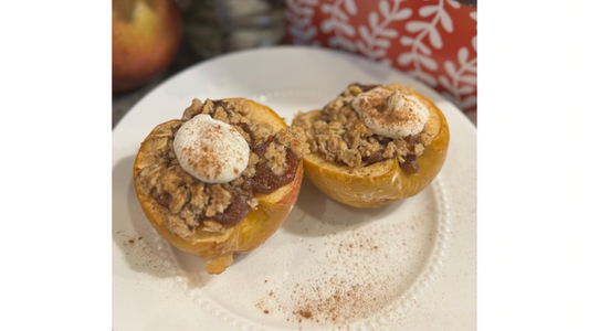 Baked Apple Halves with Cinnamon Crisp